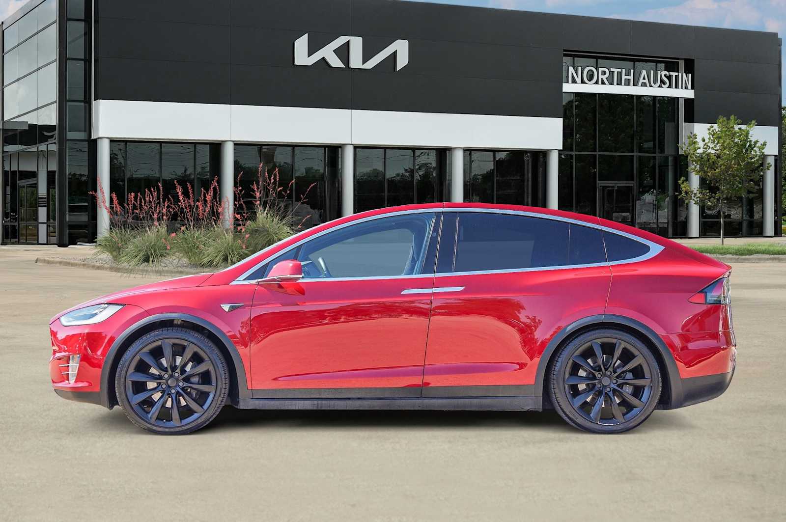 Thumbnail: 2018 Tesla Model X - 4
