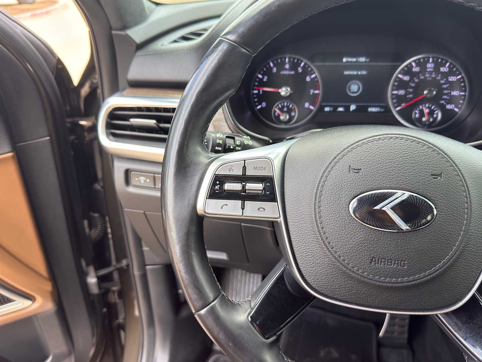 Thumbnail: 2020 Kia Telluride - 15