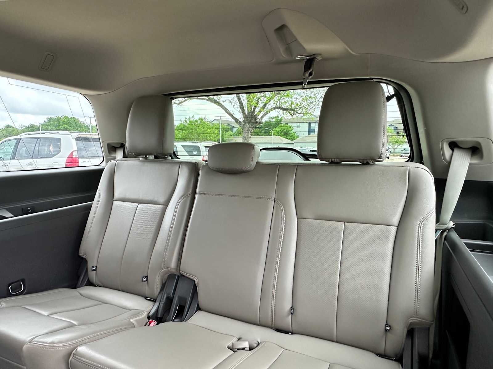 Thumbnail: 2020 Ford Expedition - 25