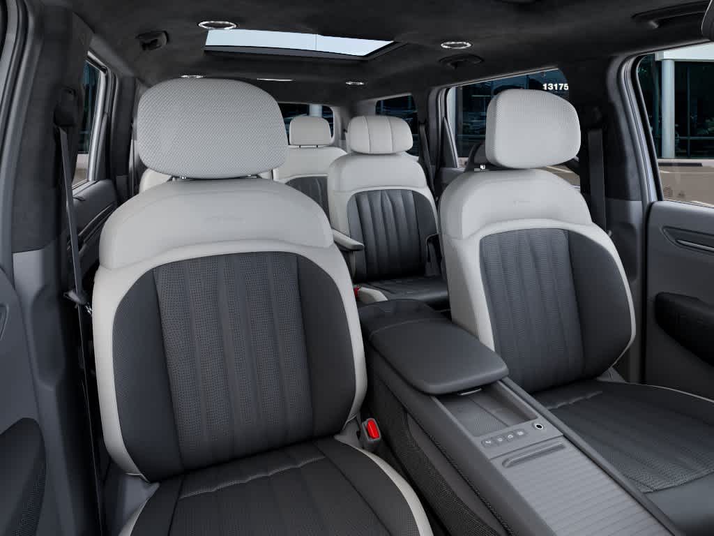 Thumbnail: 2026 Kia EV9 - 15