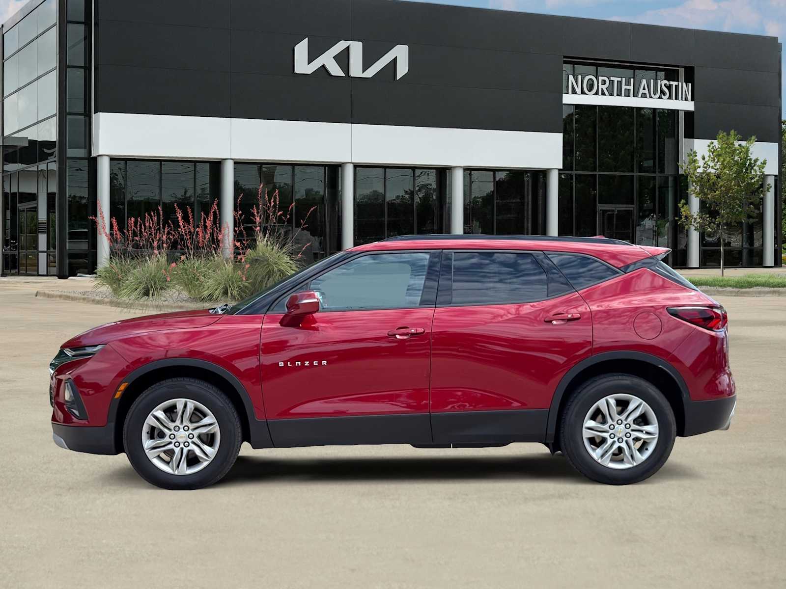 Thumbnail: 2019 Chevrolet Blazer - 2
