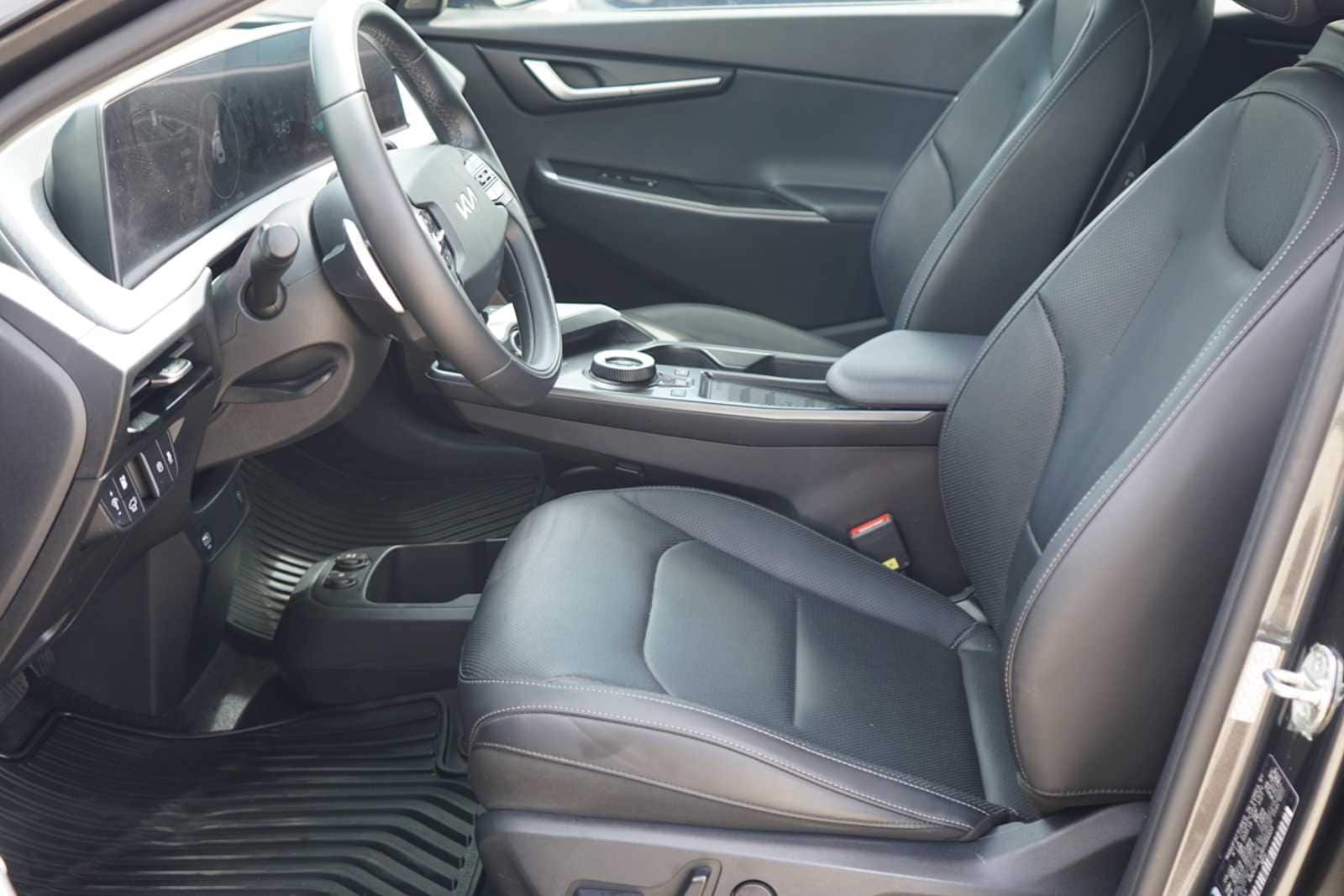 Thumbnail: 2024 Kia EV6 - 8