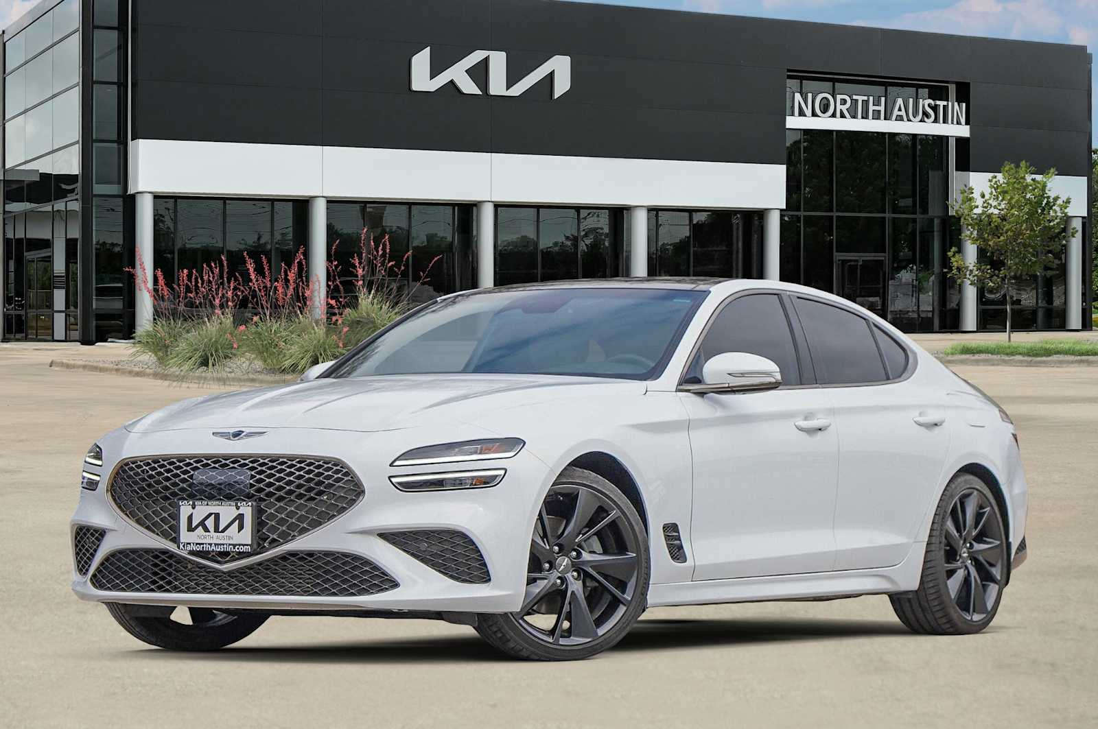 Thumbnail: 2023 Genesis G70 - 1