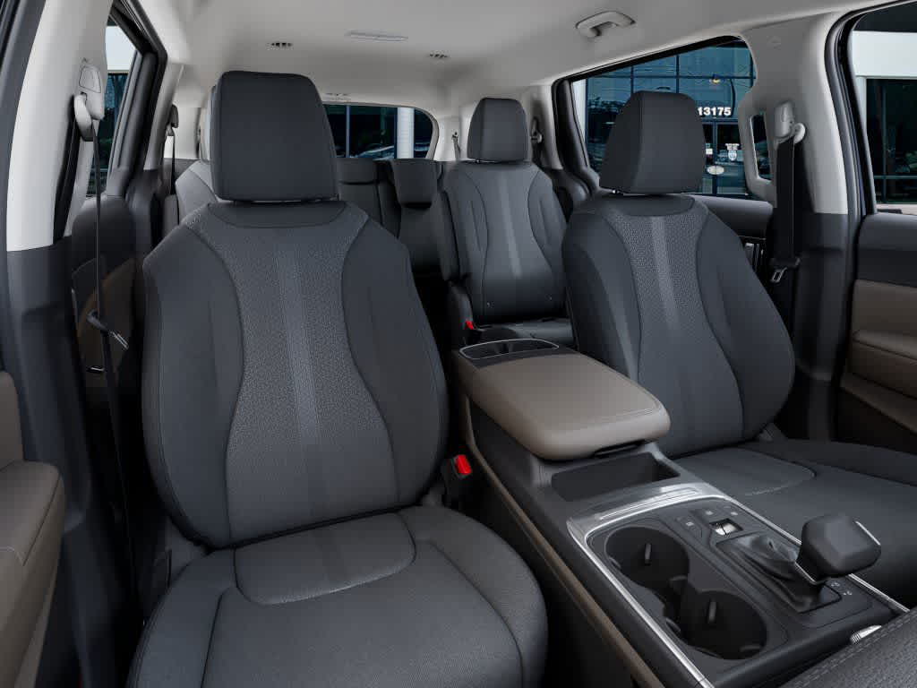 Thumbnail: 2026 Kia Carnival - 15