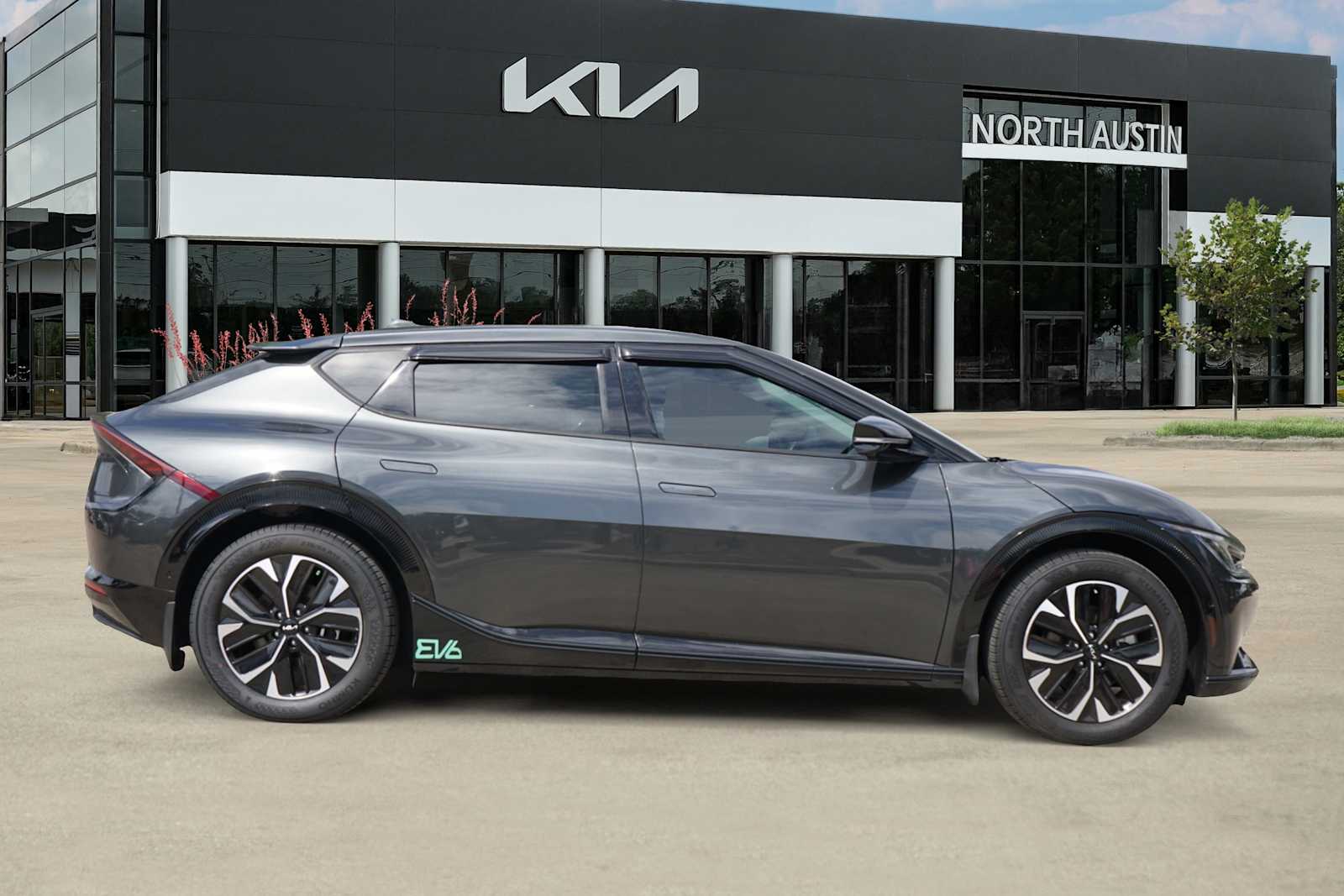 Thumbnail: 2024 Kia EV6 - 5