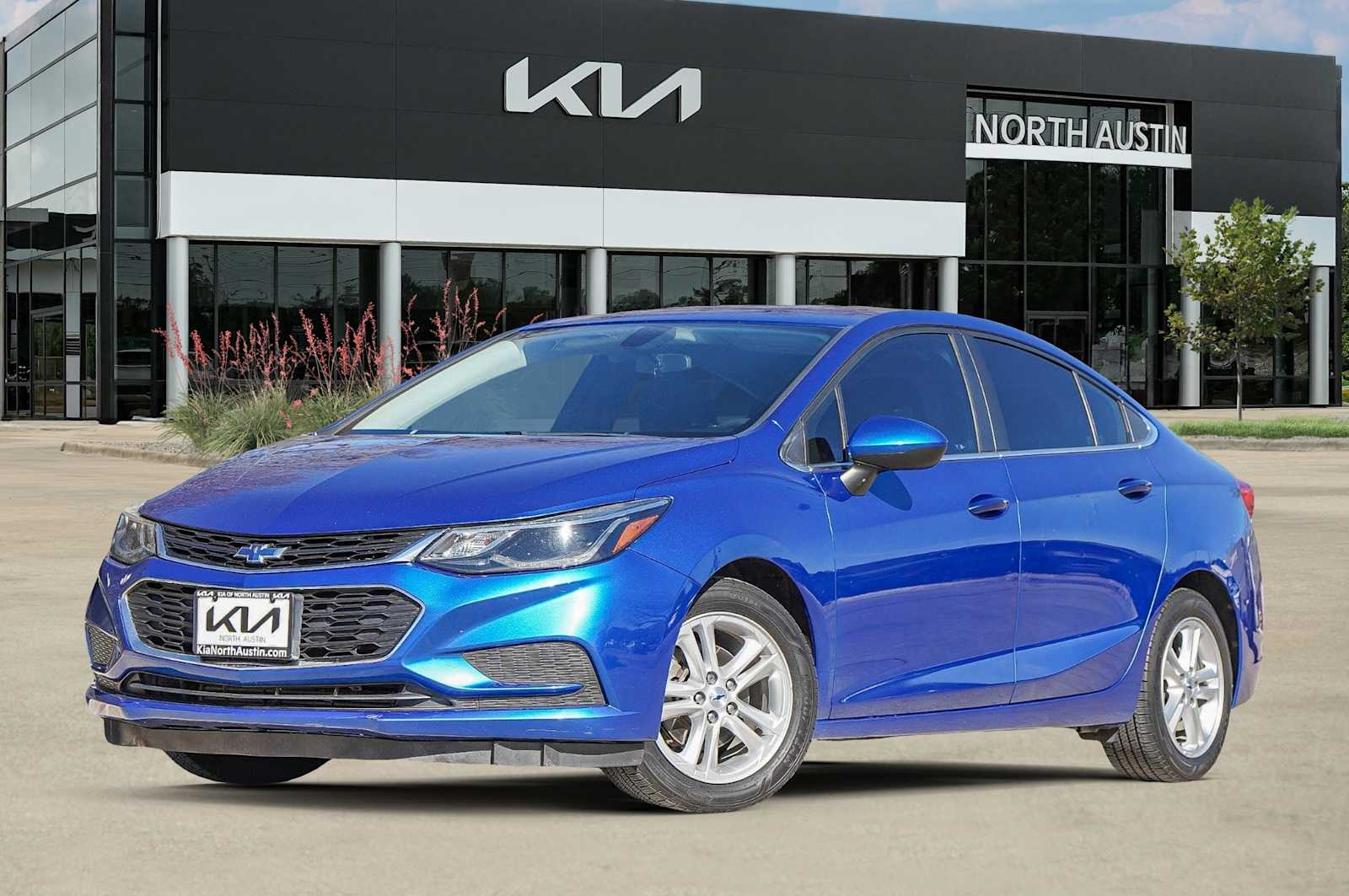 Thumbnail: 2017 Chevrolet Cruze - 1