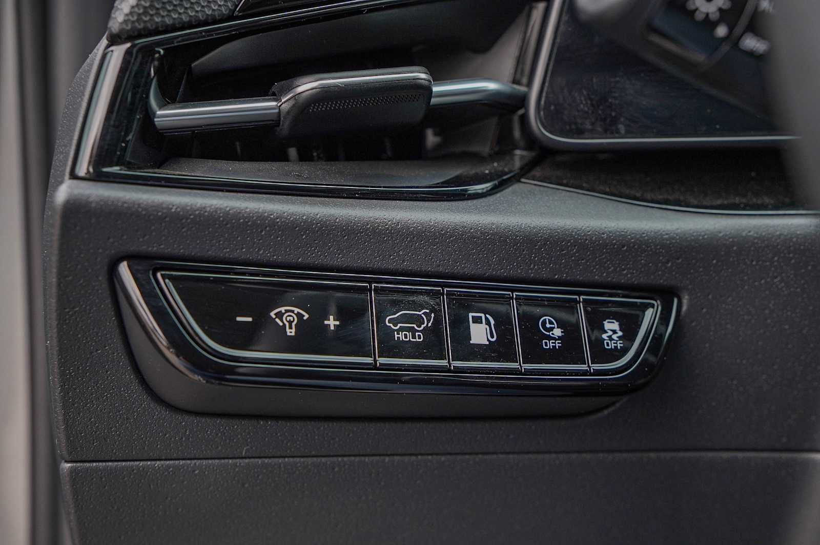 Thumbnail: 2024 Kia Niro - 23