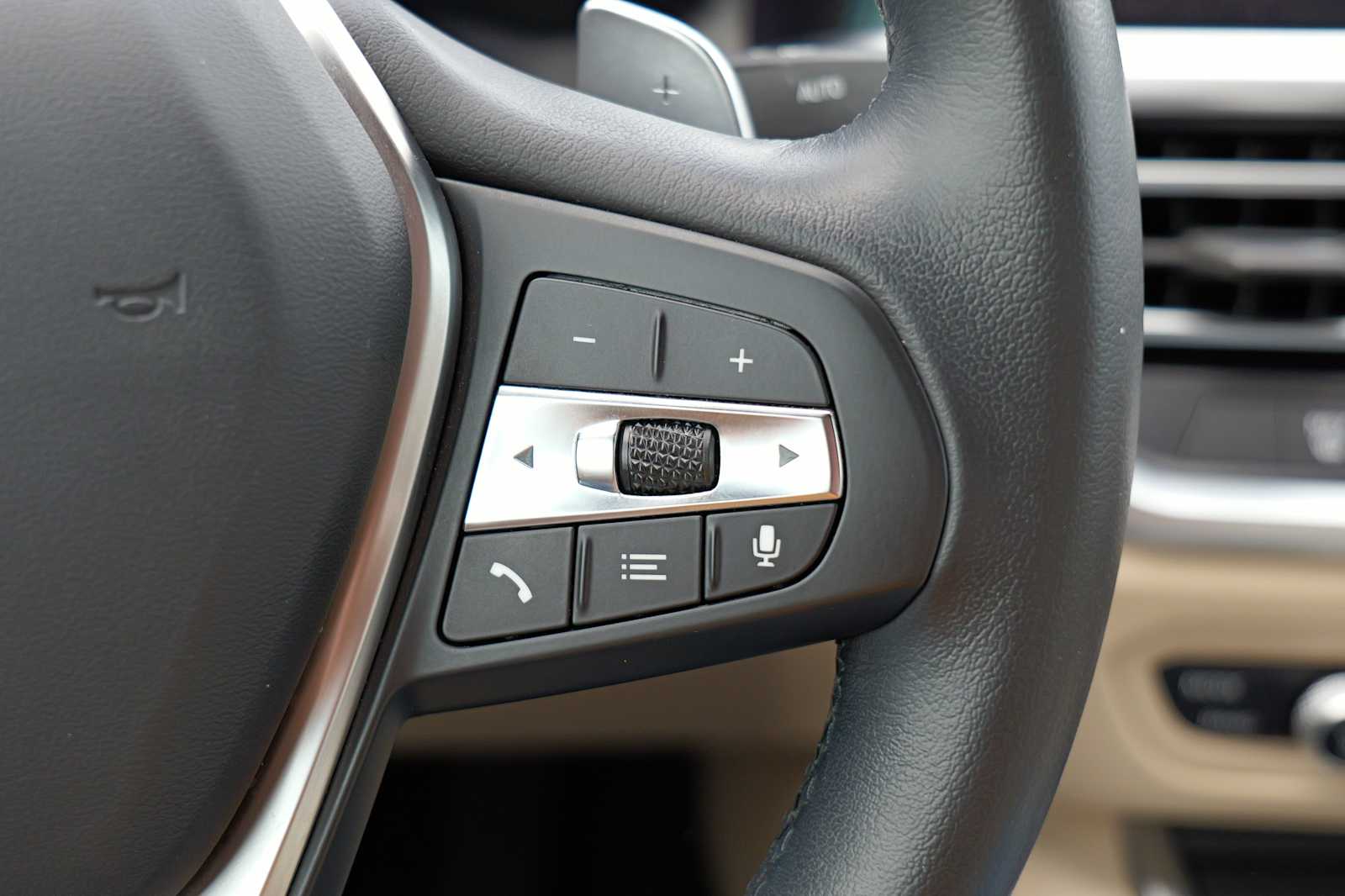 Thumbnail: 2022 BMW 3 Series - 14