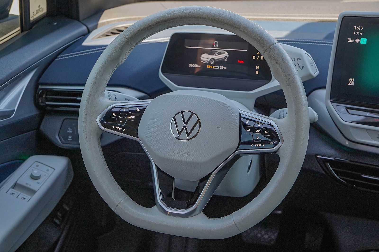 Thumbnail: 2023 Volkswagen ID.4 - 26