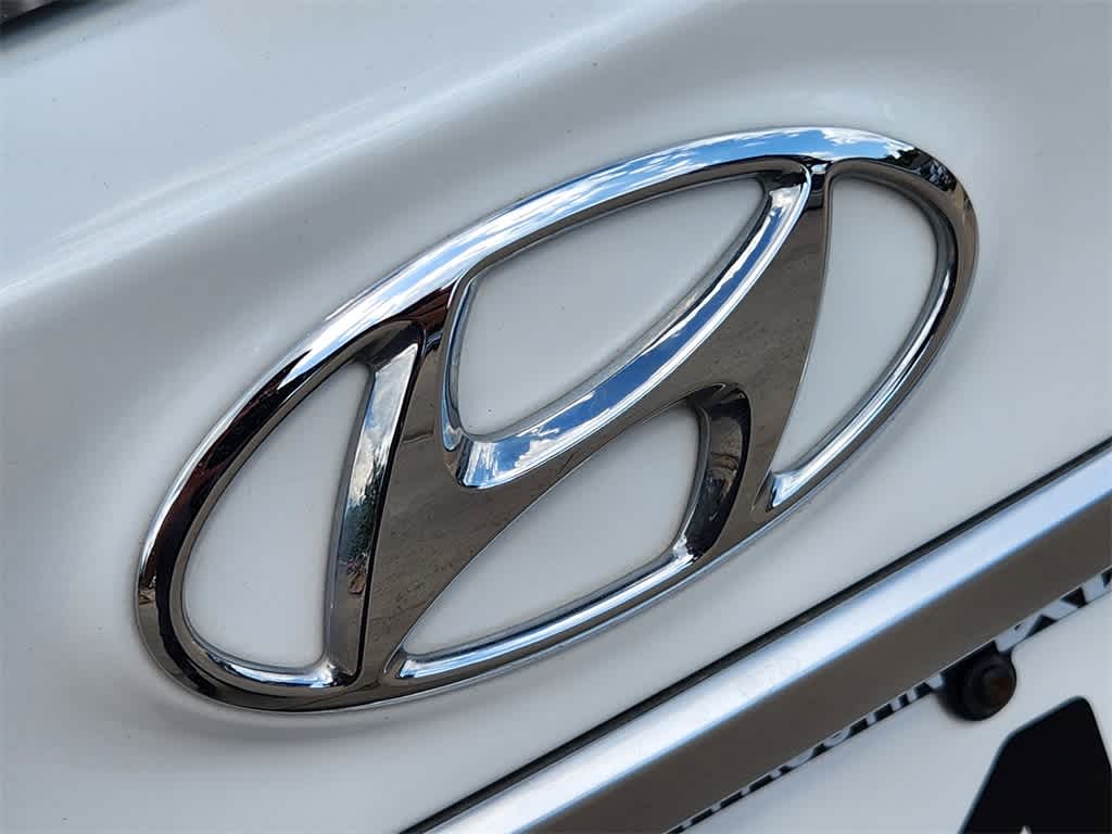 Thumbnail: 2020 Hyundai Santa Fe - 12