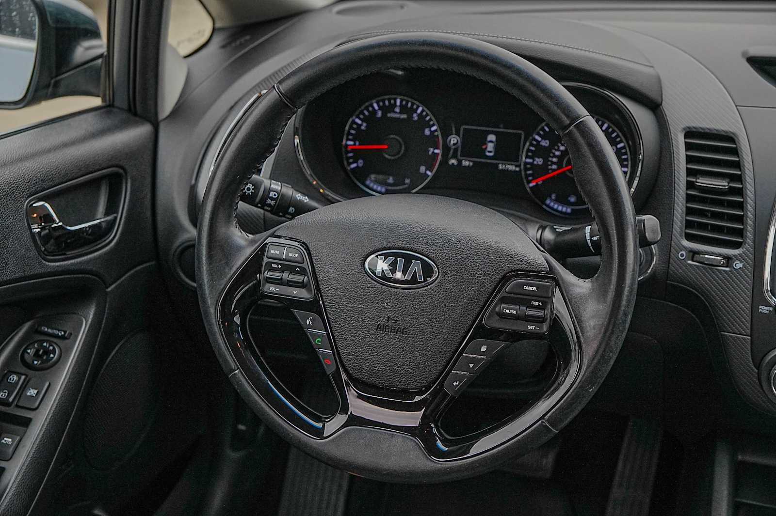 Thumbnail: 2017 Kia Forte - 26