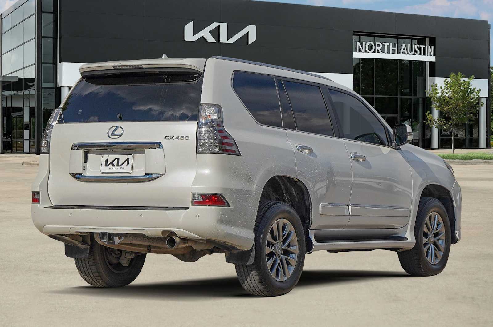 Thumbnail: 2015 Lexus GX - 6