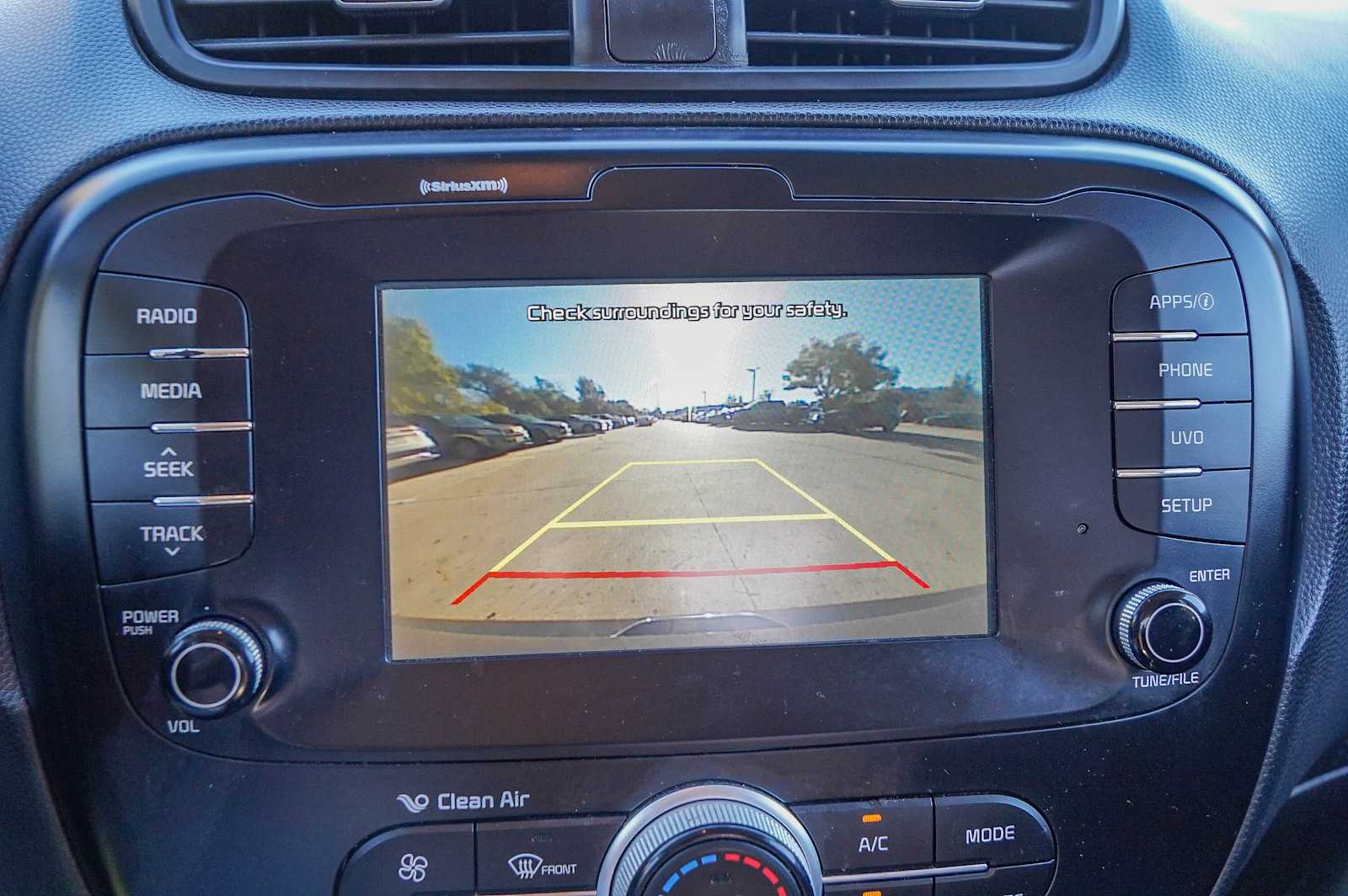 Thumbnail: 2018 Kia Soul - 16