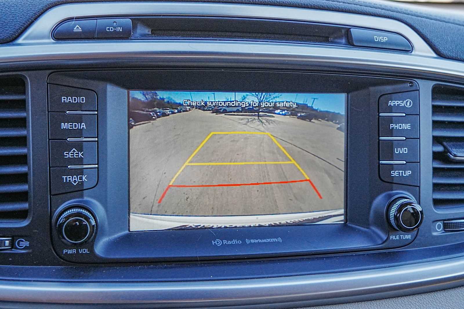 Thumbnail: 2018 Kia Sorento - 16