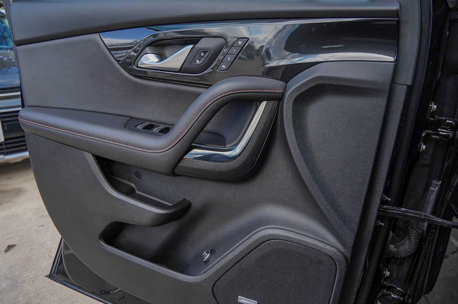 Thumbnail: 2022 Chevrolet Blazer - 23