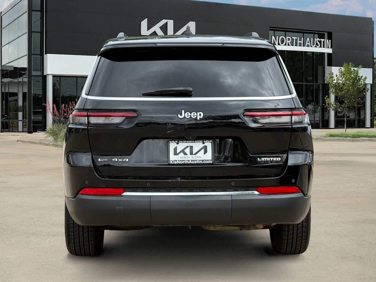 Thumbnail: 2023 Jeep Grand Cherokee - 6