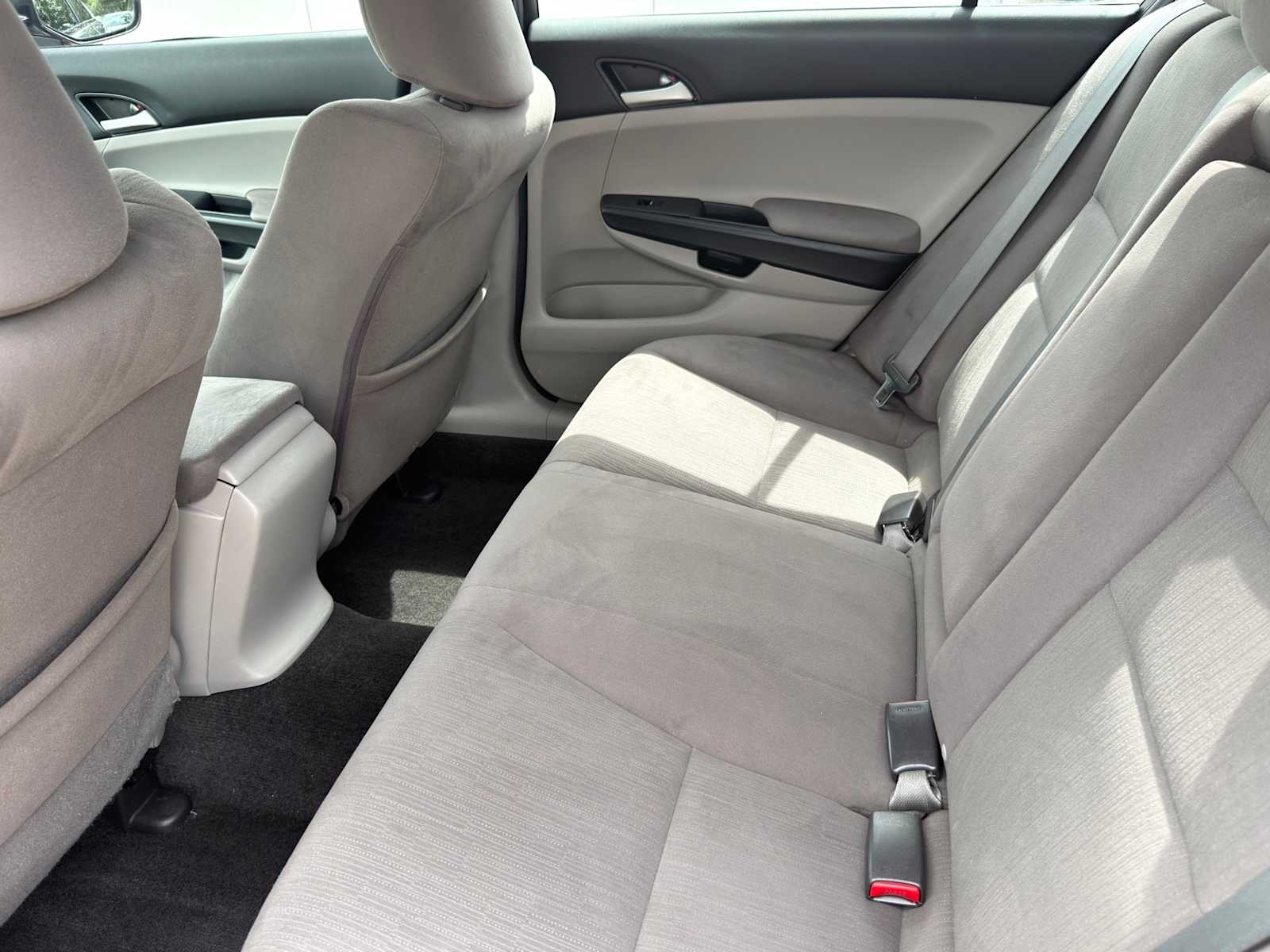 Thumbnail: 2011 Honda Accord - 27