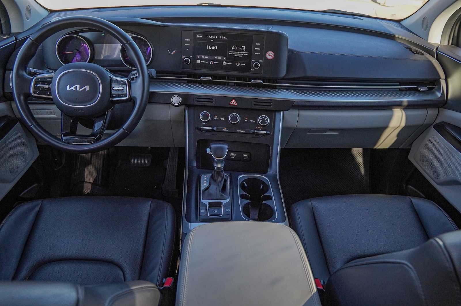 Thumbnail: 2024 Kia Carnival - 26