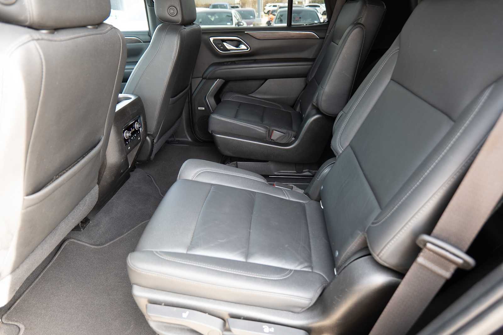 Thumbnail: 2021 Chevrolet Tahoe - 24