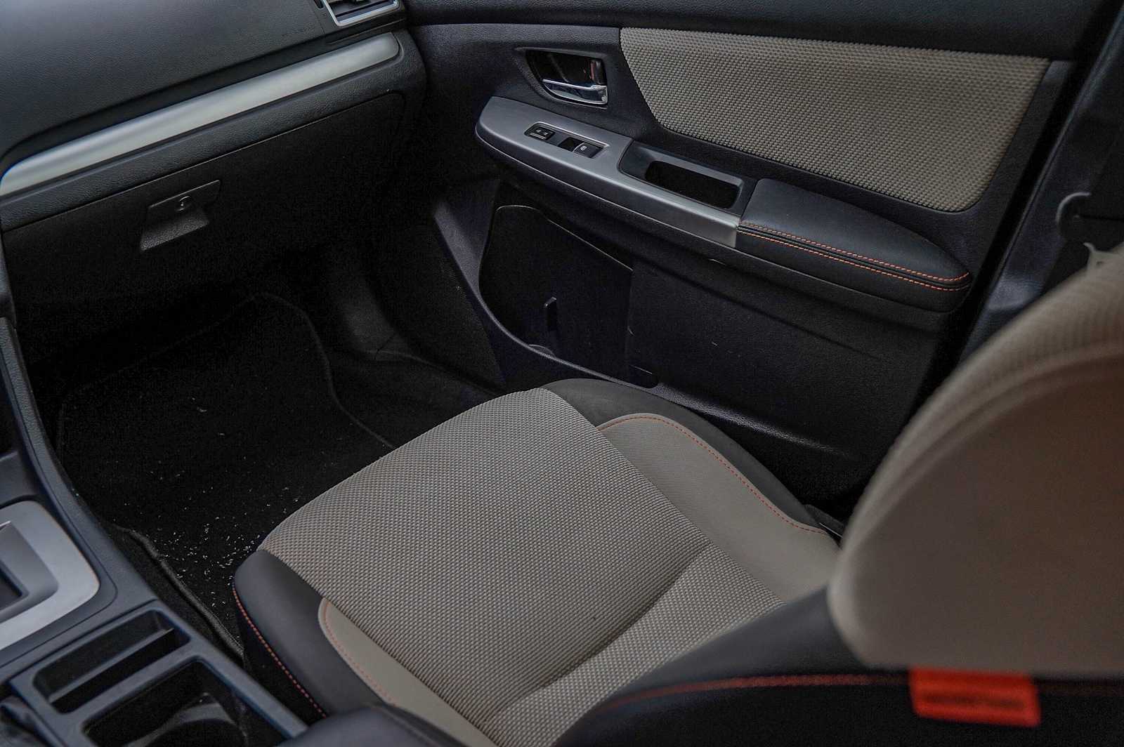 Thumbnail: 2016 Subaru Crosstrek - 25