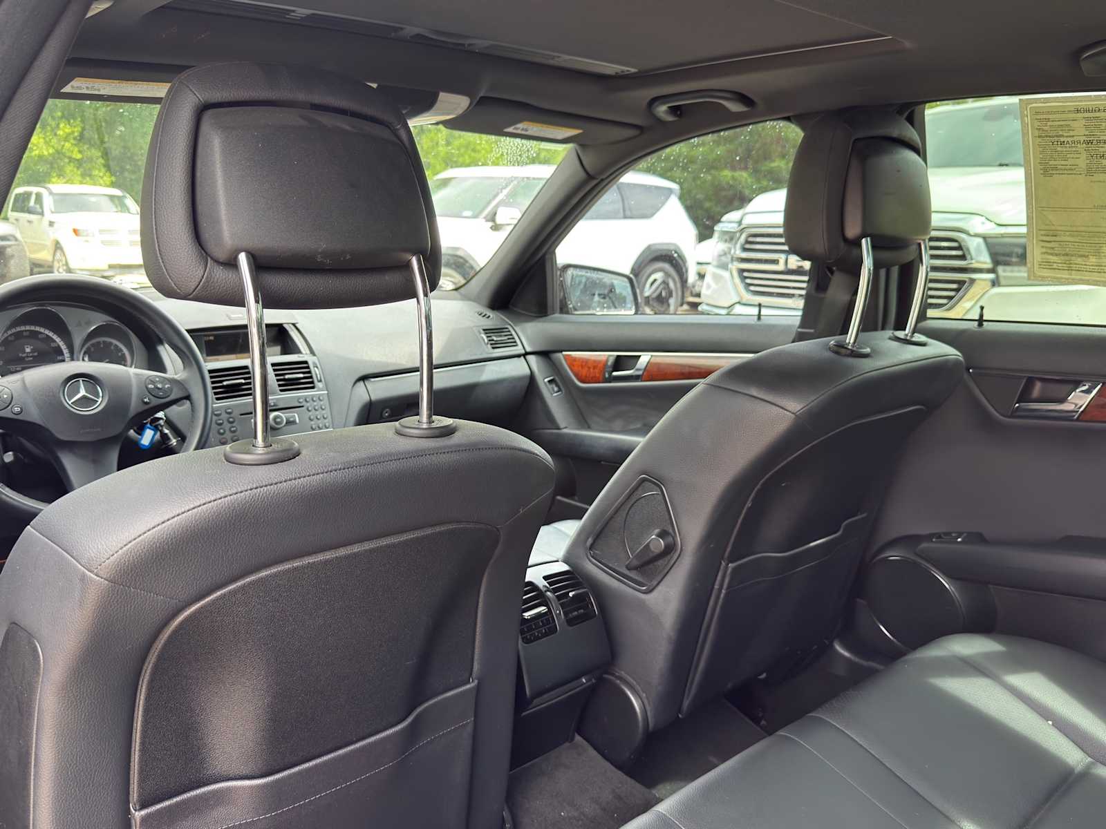 Thumbnail: 2011 Mercedes-Benz C-Class - 22