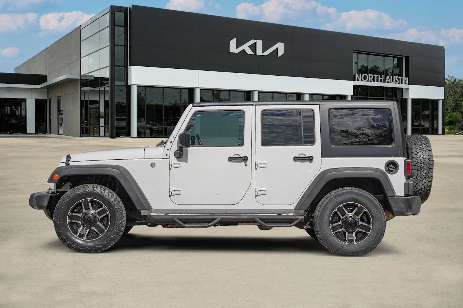 2016 Jeep Wrangler Unlimited Sport photo 4