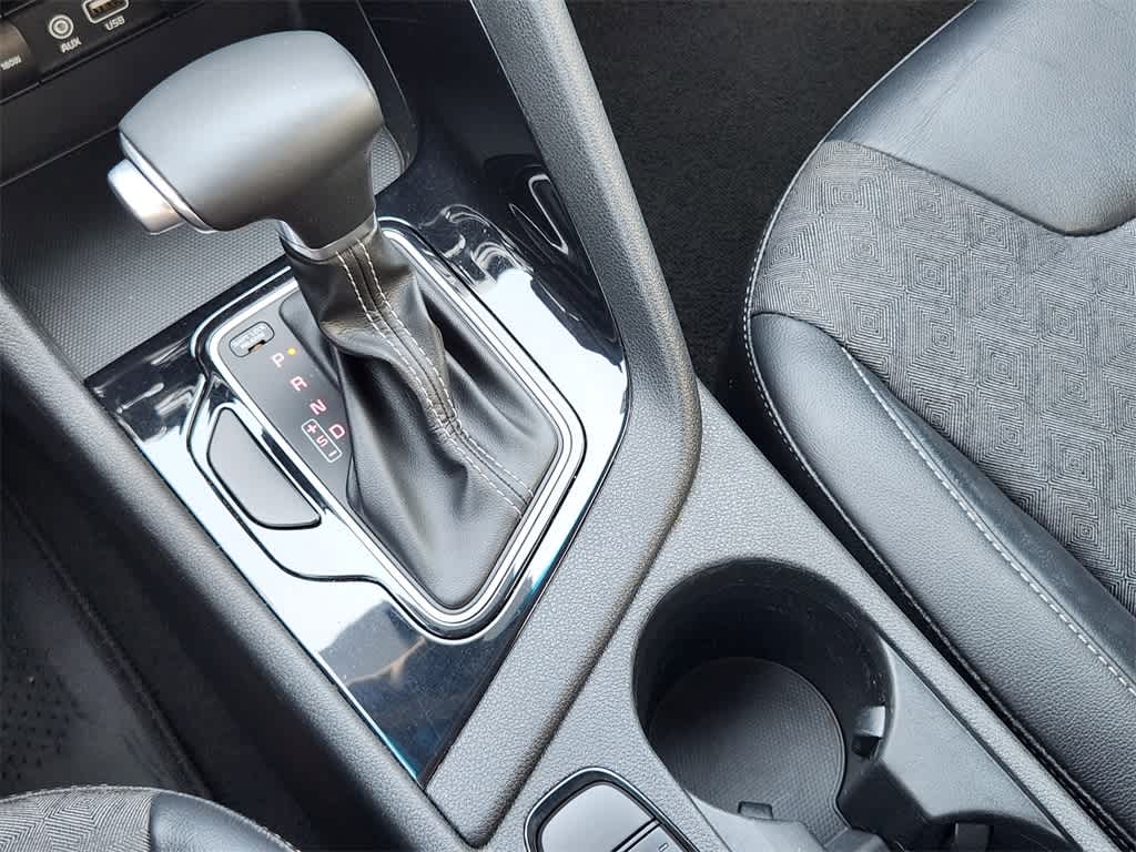Thumbnail: 2019 Kia Niro - 20