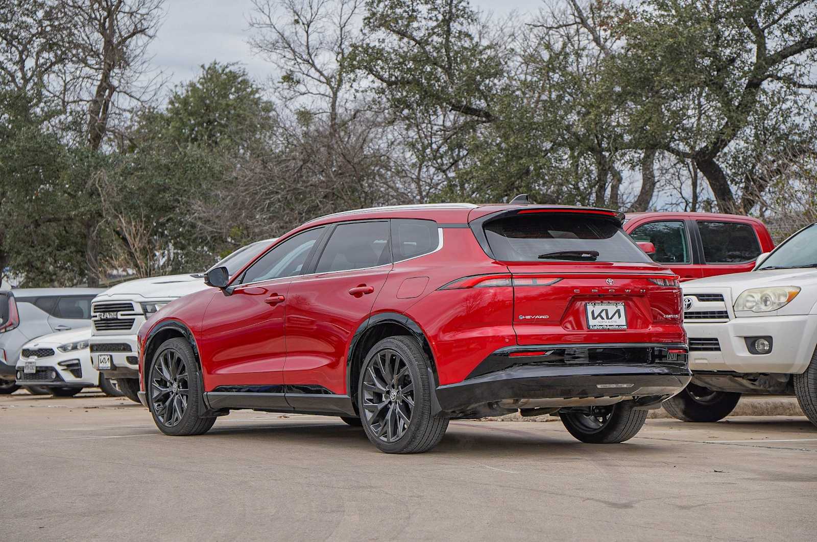 Thumbnail: 2025 Toyota Crown Signia - 5