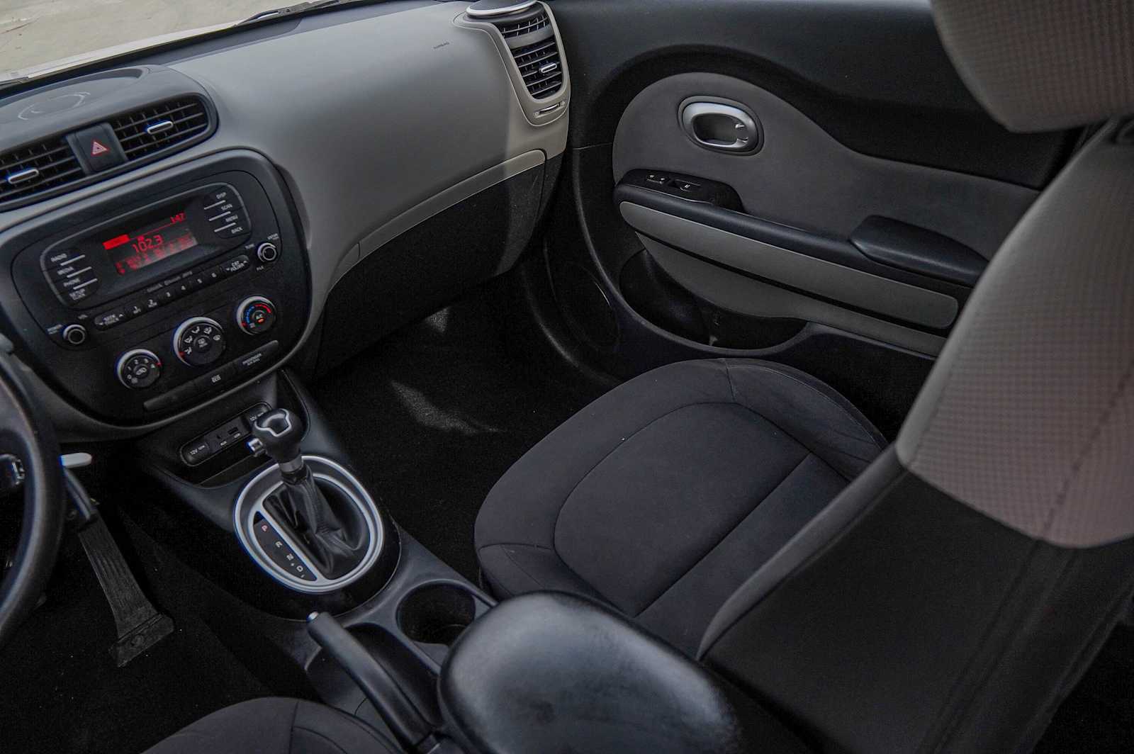 Thumbnail: 2014 Kia Soul - 24