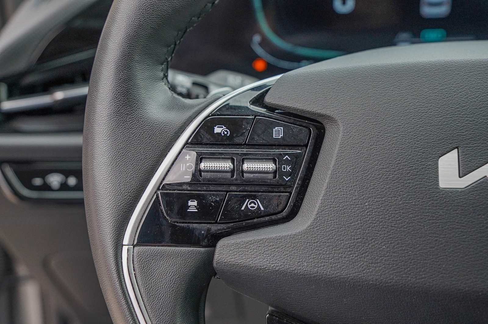 Thumbnail: 2024 Kia Niro - 15