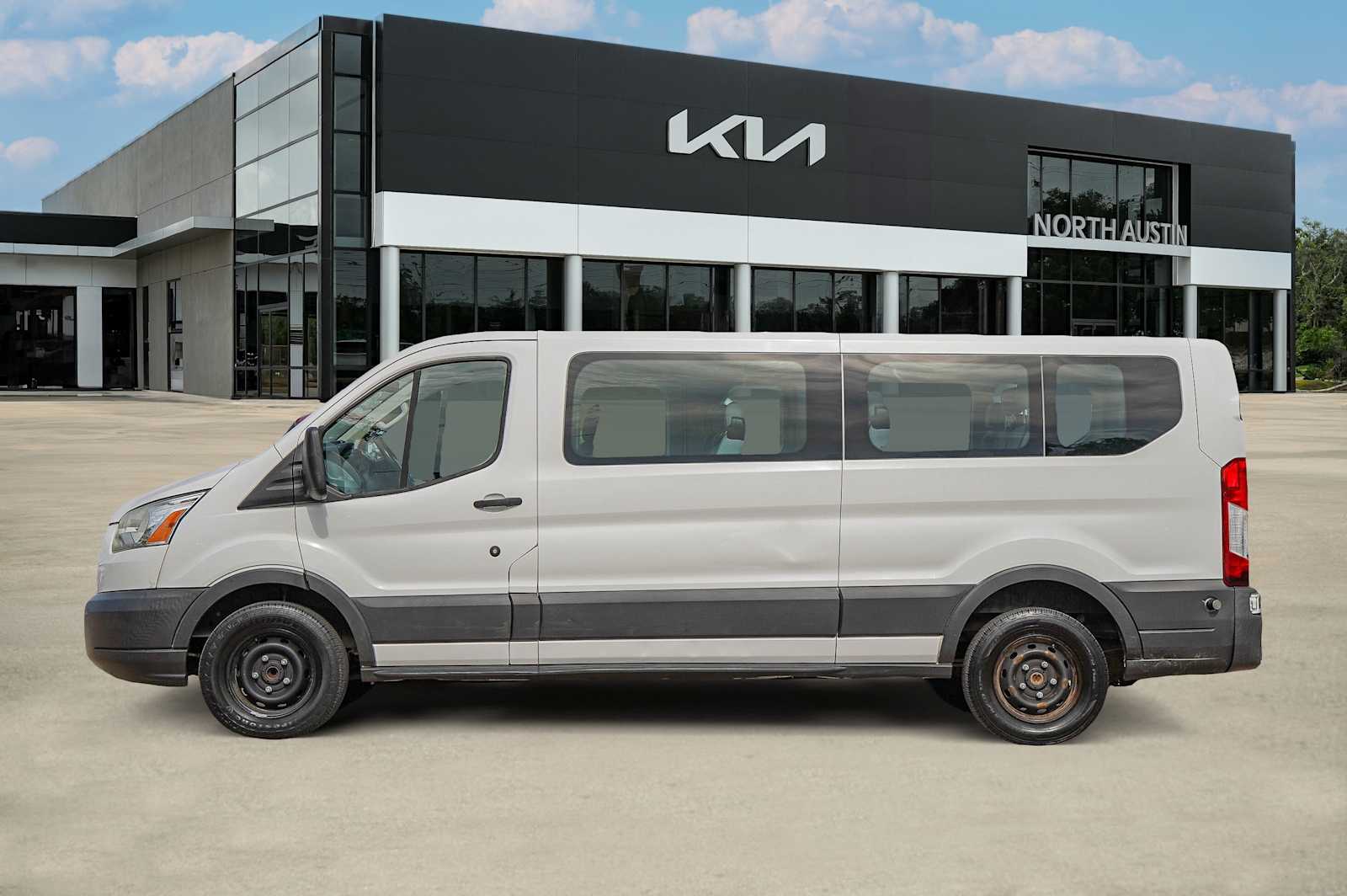 Thumbnail: 2016 Ford Transit Series - 4