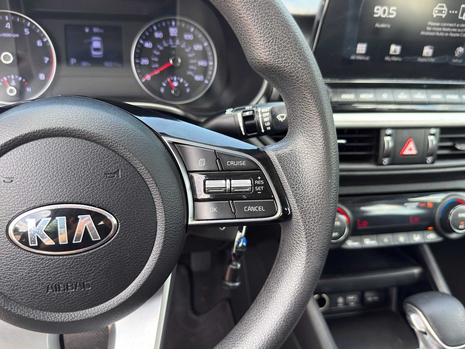 Thumbnail: 2019 Kia Forte - 15