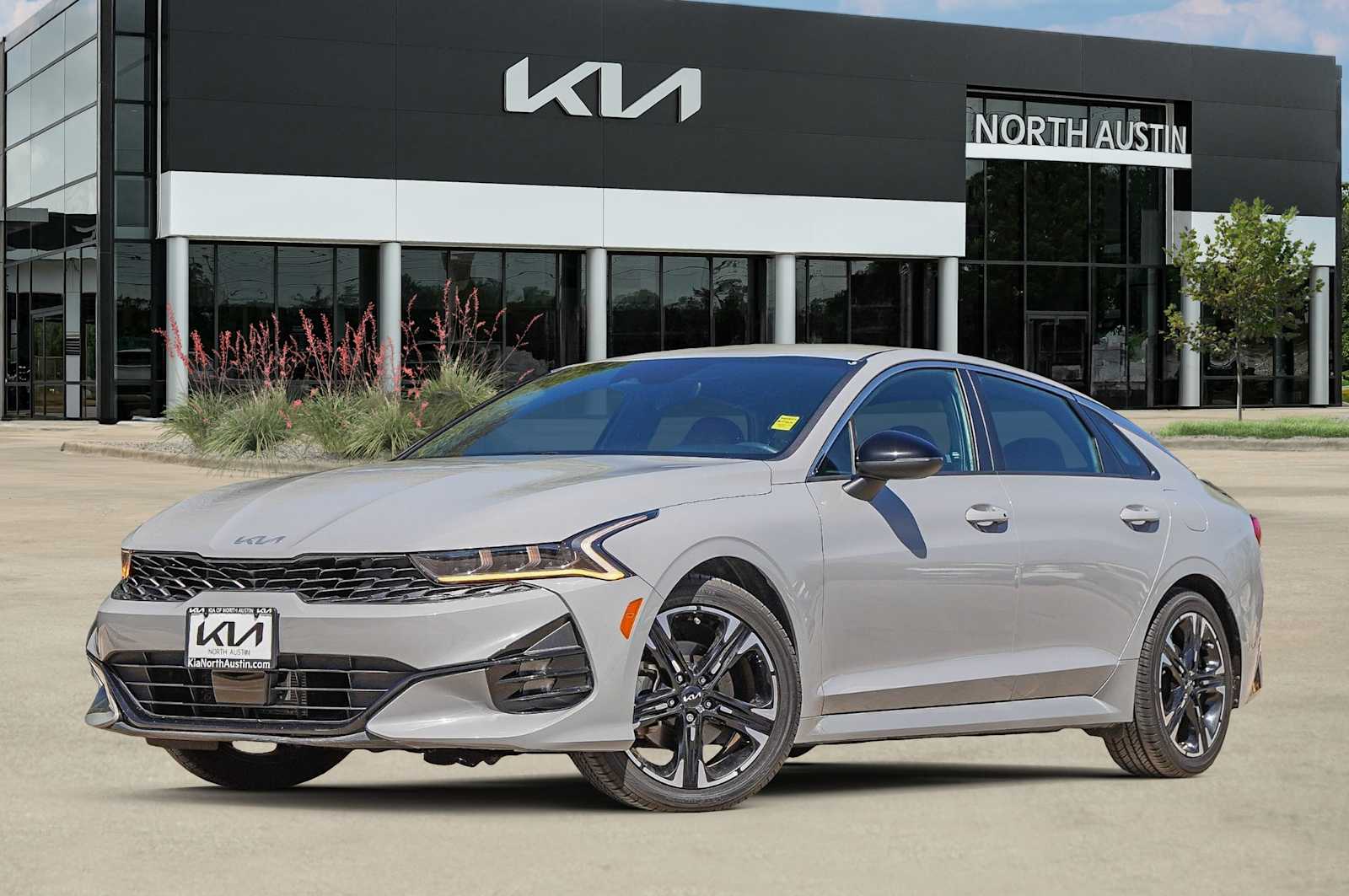 Thumbnail: 2023 Kia K5 - 1