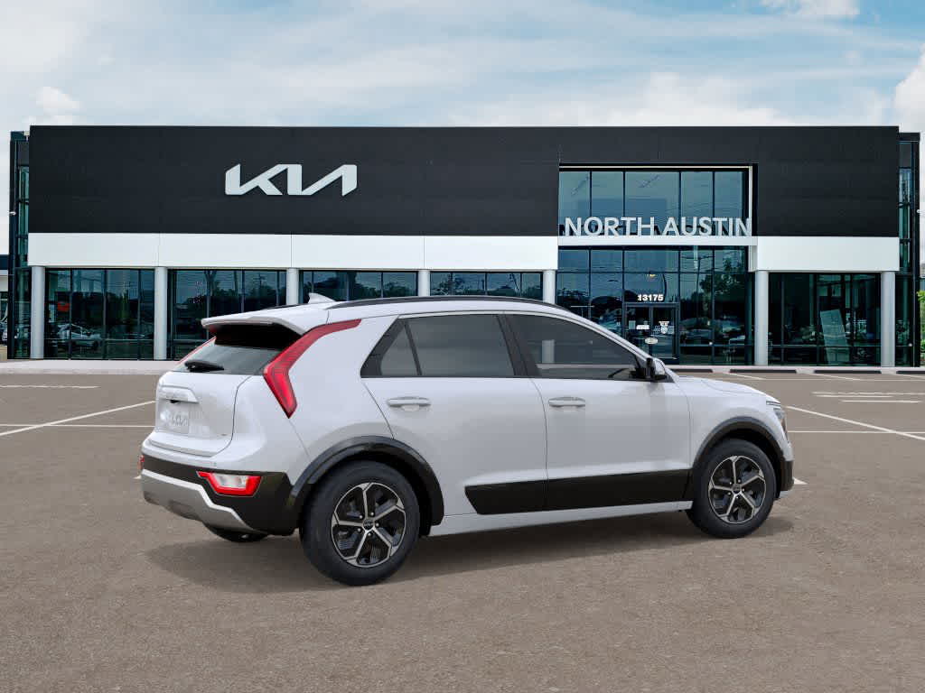 Thumbnail: 2025 Kia Niro - 6