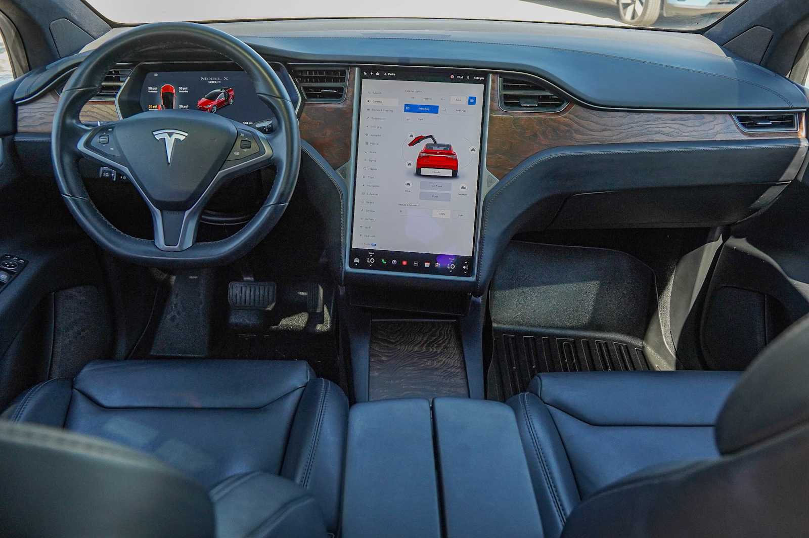 Thumbnail: 2018 Tesla Model X - 22