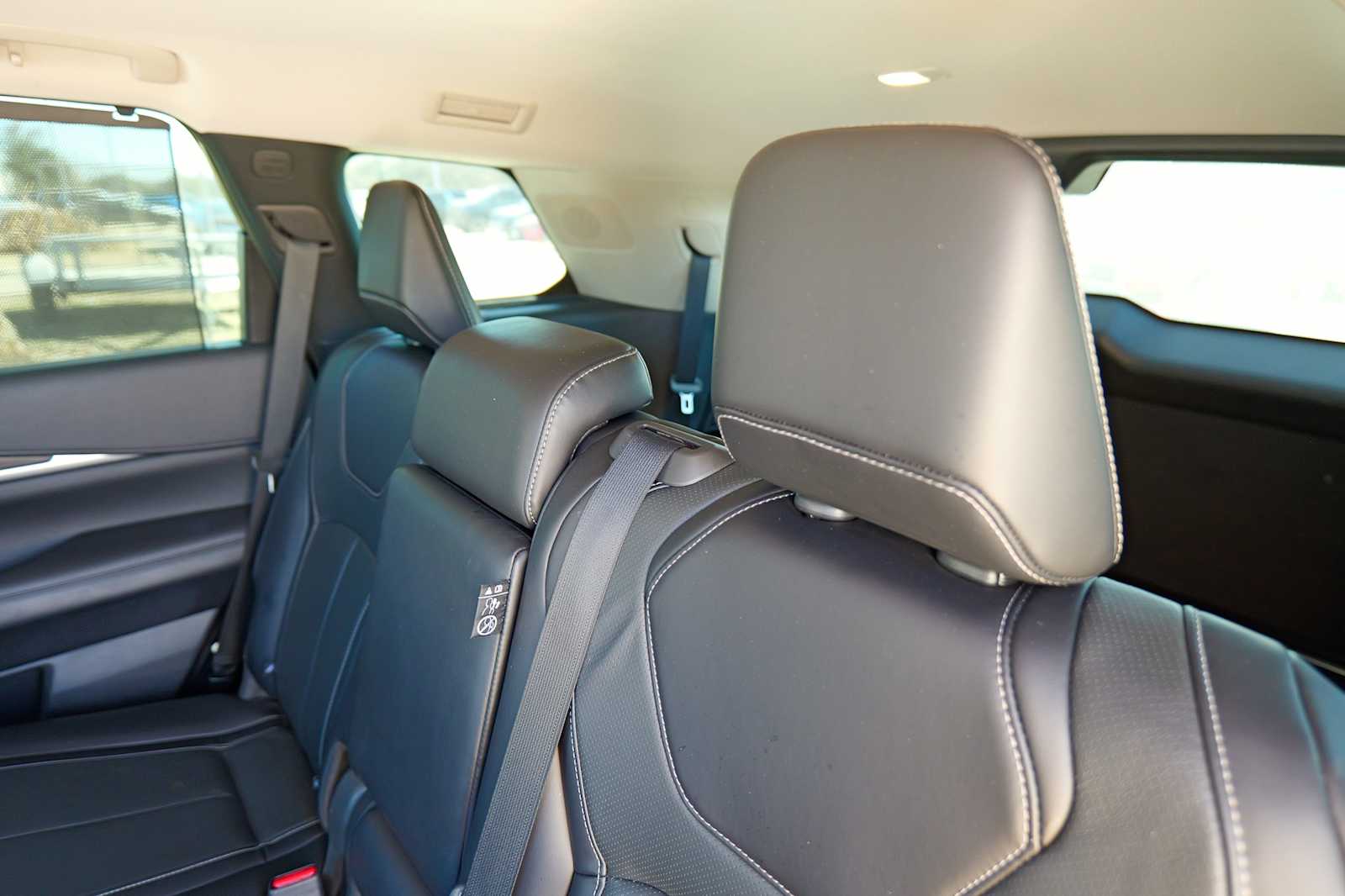 Thumbnail: 2023 INFINITI QX60 - 24