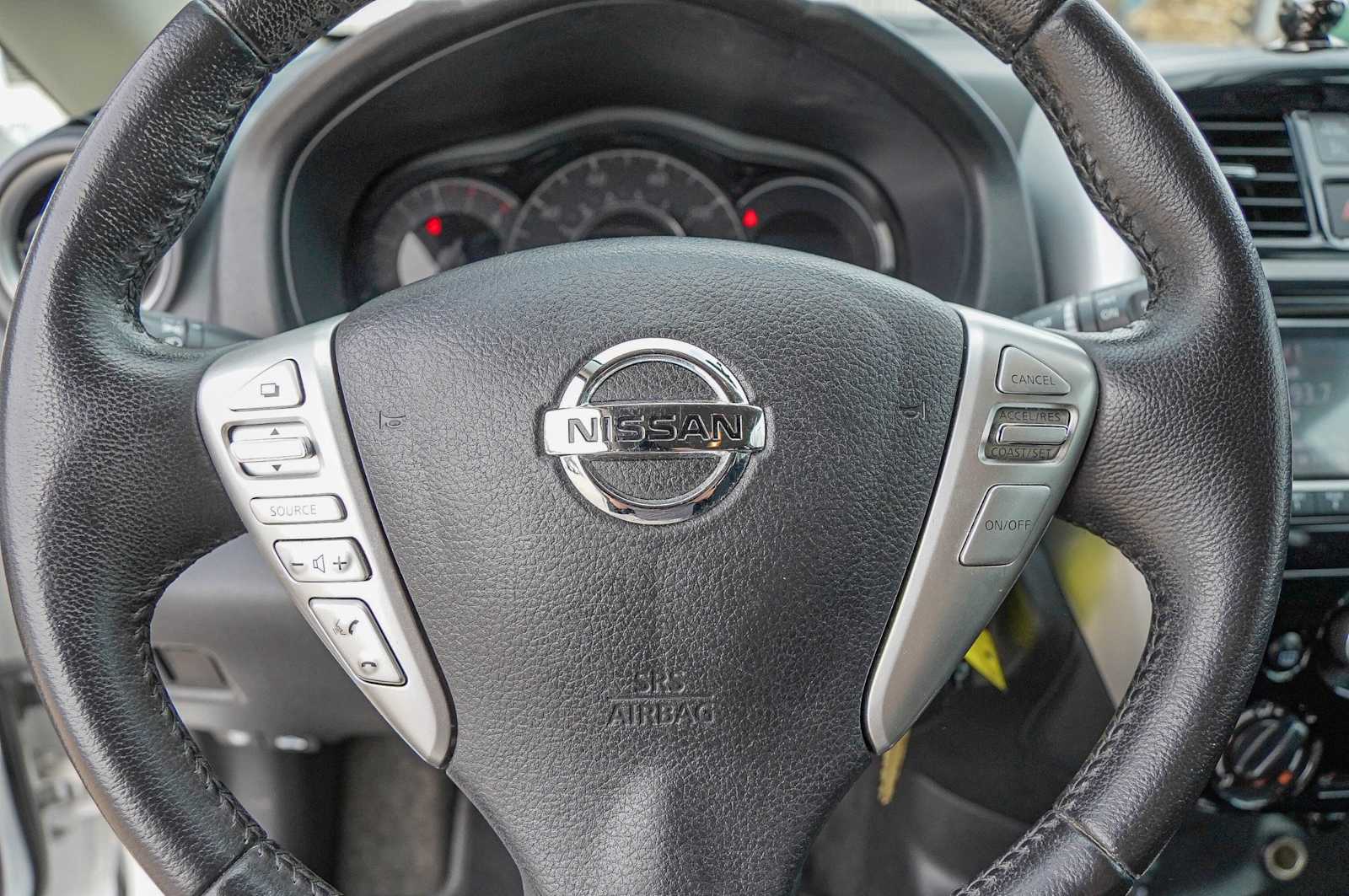 Thumbnail: 2018 Nissan Versa Note - 12