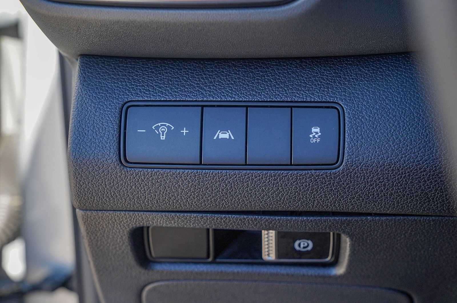 Thumbnail: 2022 Hyundai Santa Fe - 21