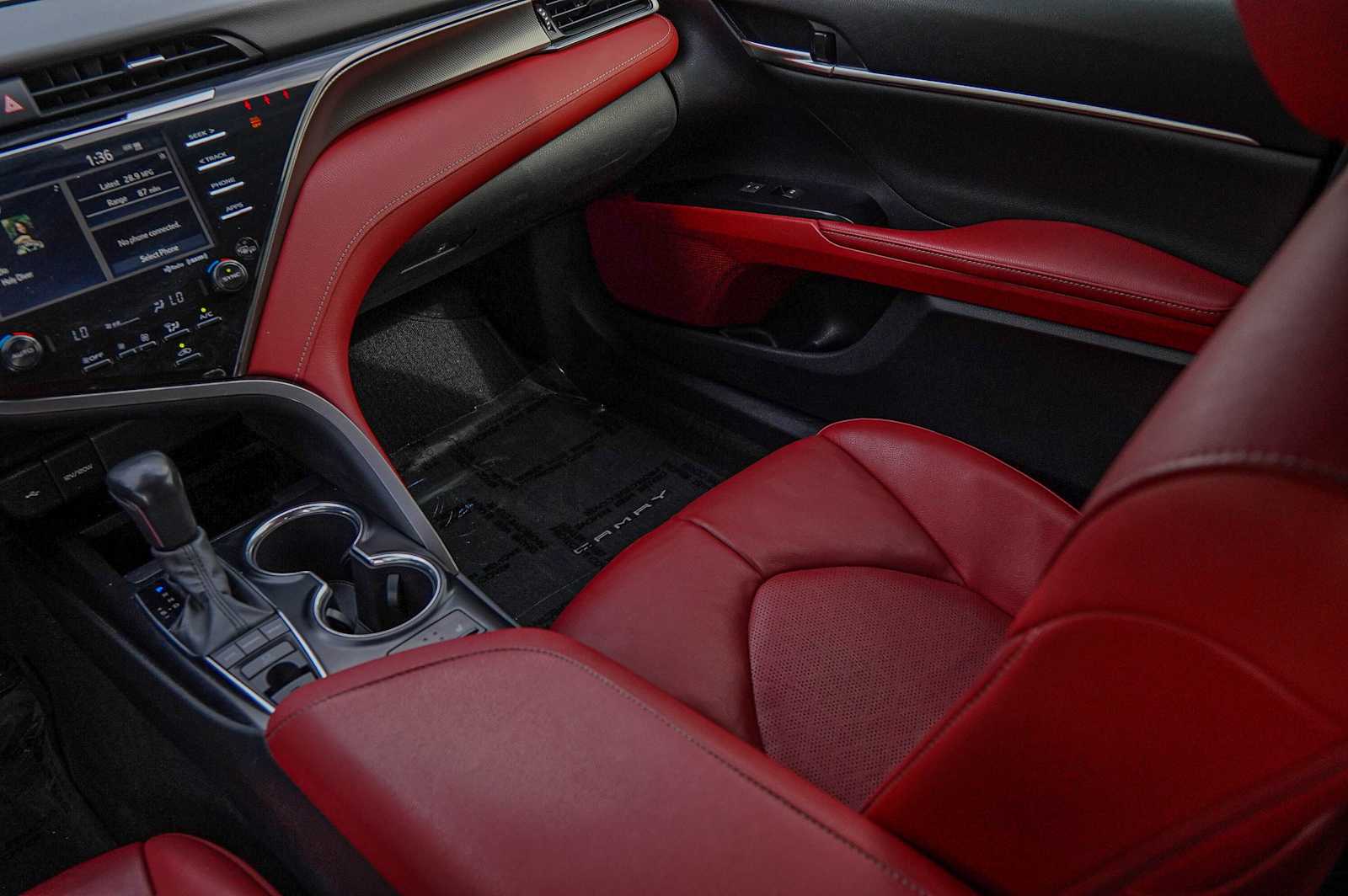 Thumbnail: 2020 Toyota Camry - 28