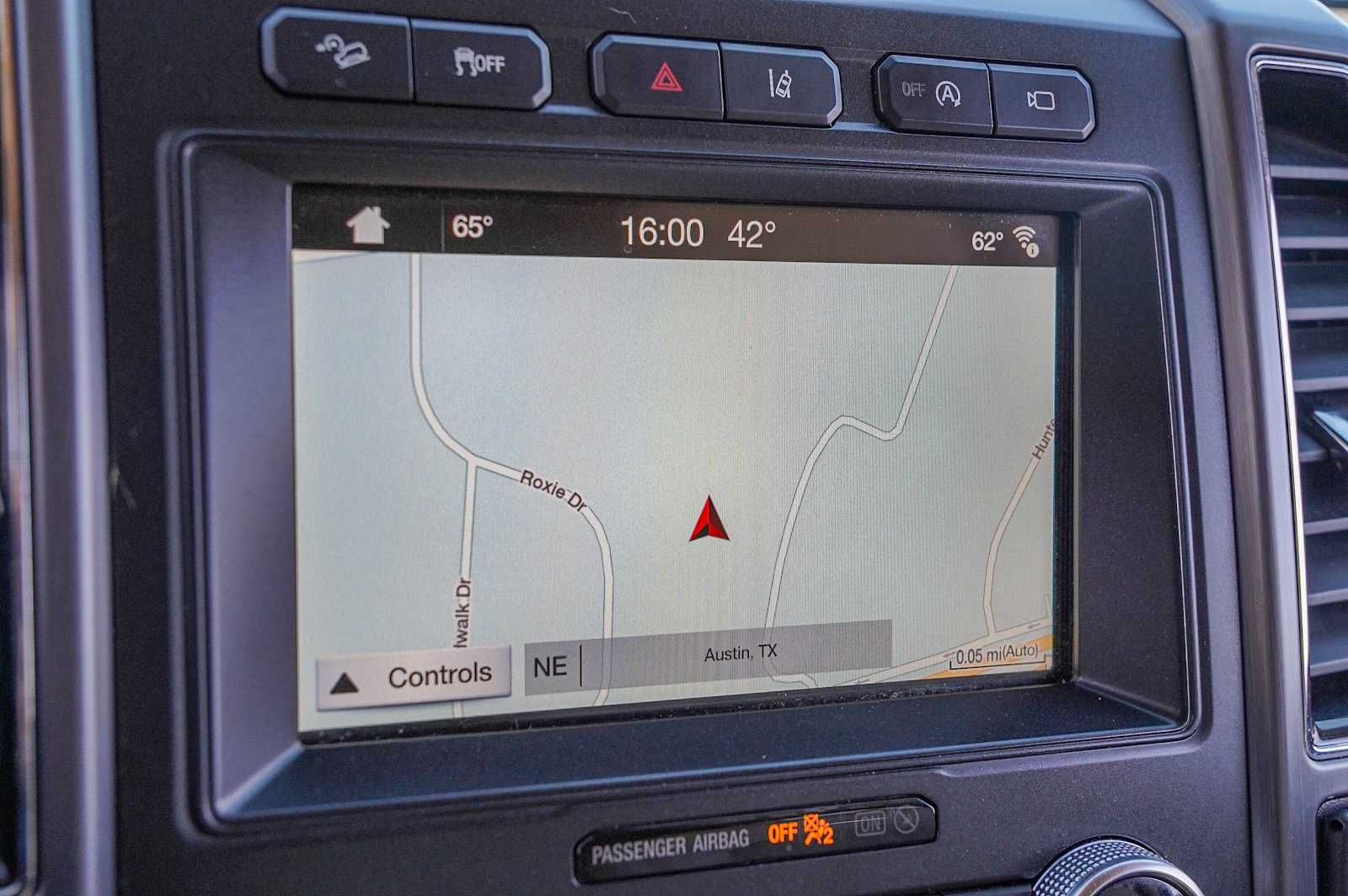 Thumbnail: 2019 Ford Expedition MAX - 17