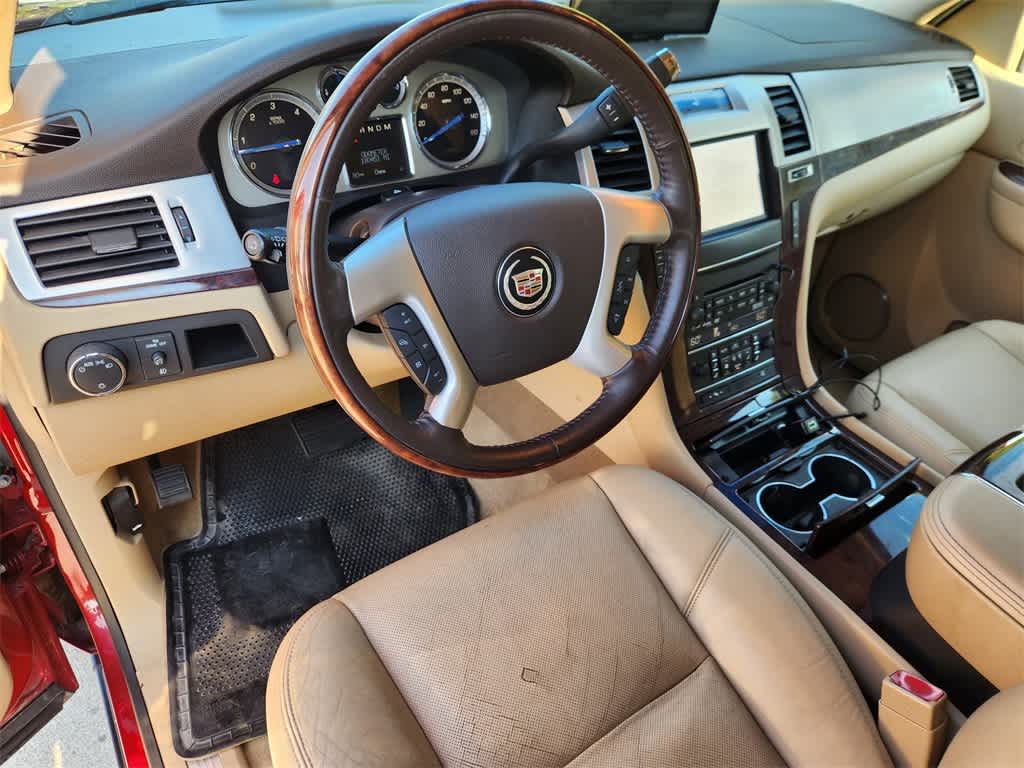 Thumbnail: 2014 Cadillac Escalade - 2
