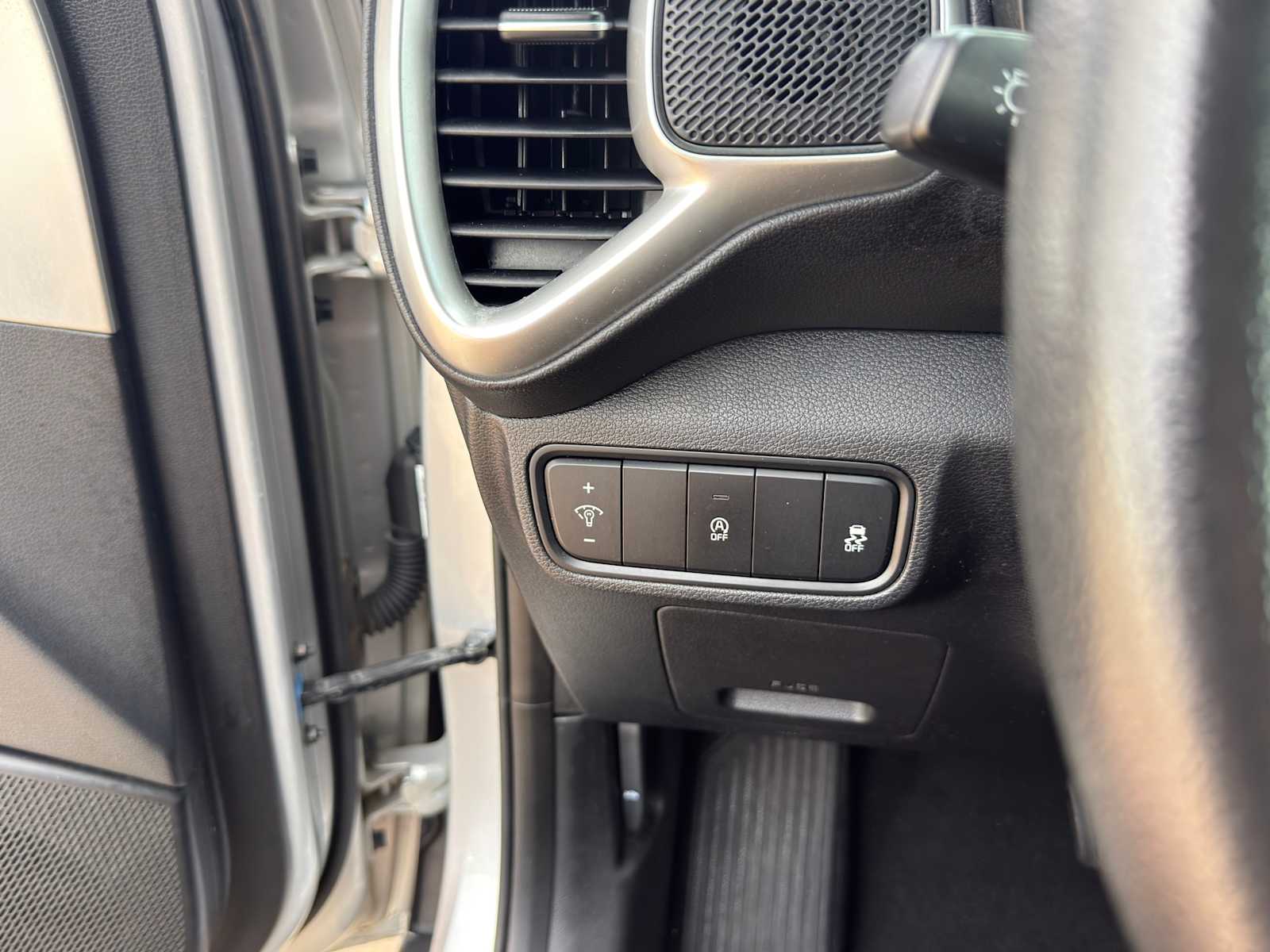 Thumbnail: 2020 Kia Soul - 23