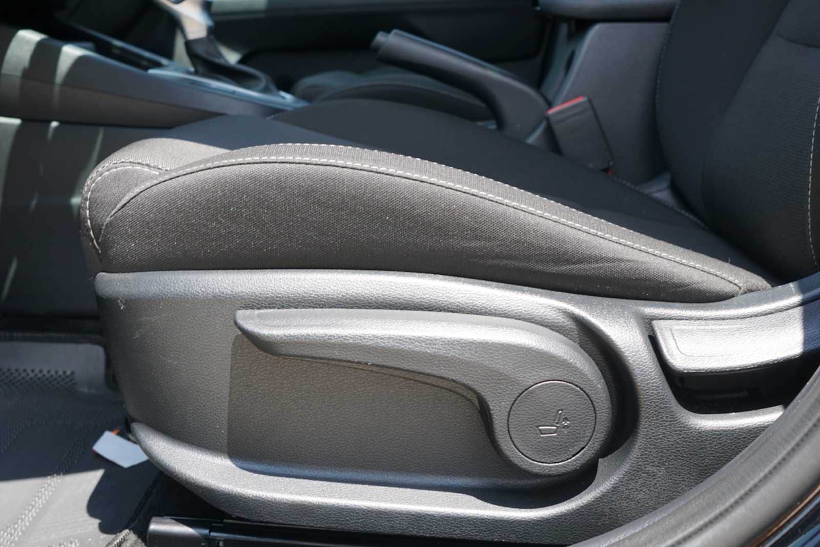 2024 Kia Forte LXS - Photo 19