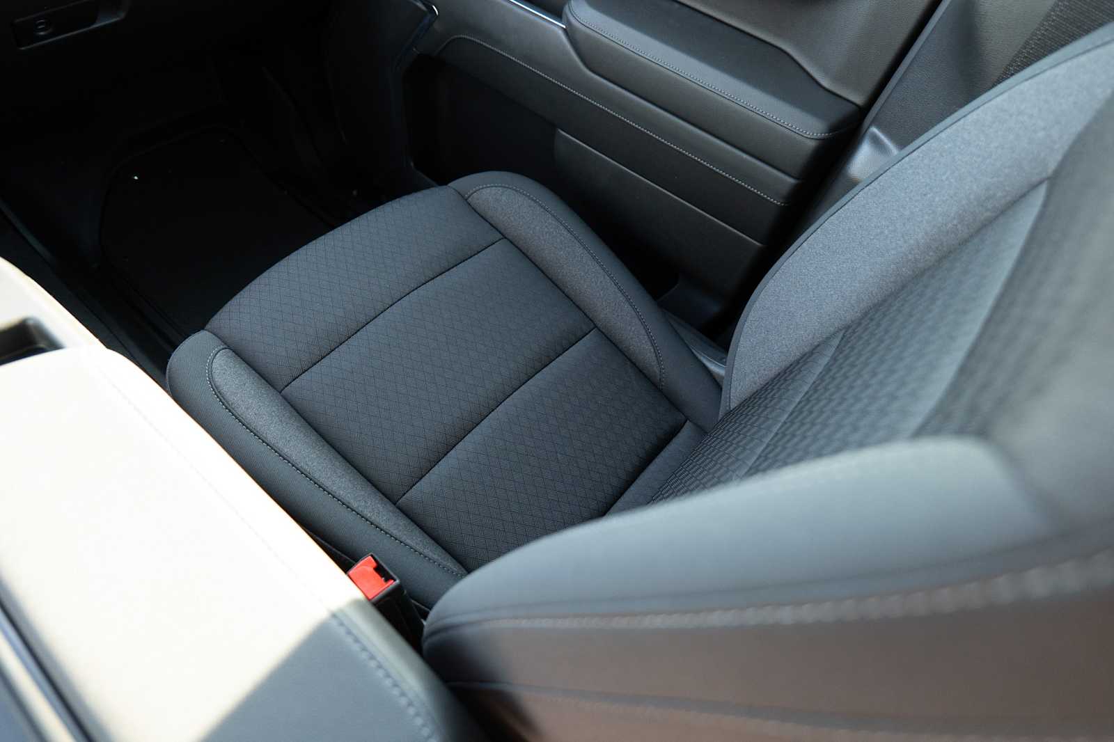 Thumbnail: 2025 Chevrolet Silverado 1500 - 28