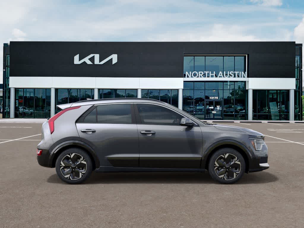 Thumbnail: 2025 Kia Niro - 7