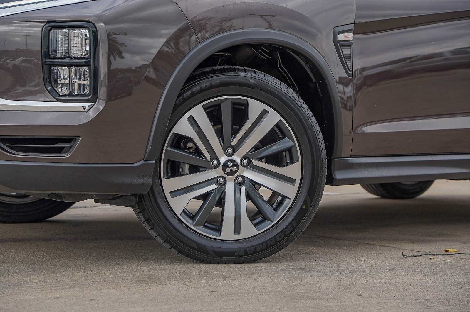 Thumbnail: 2021 Mitsubishi Outlander Sport - 2