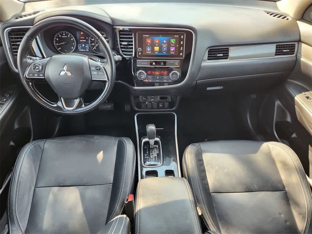 Thumbnail: 2019 Mitsubishi Outlander - 24