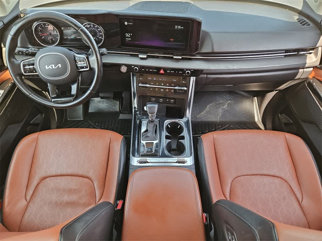 Thumbnail: 2022 Kia Carnival - 24