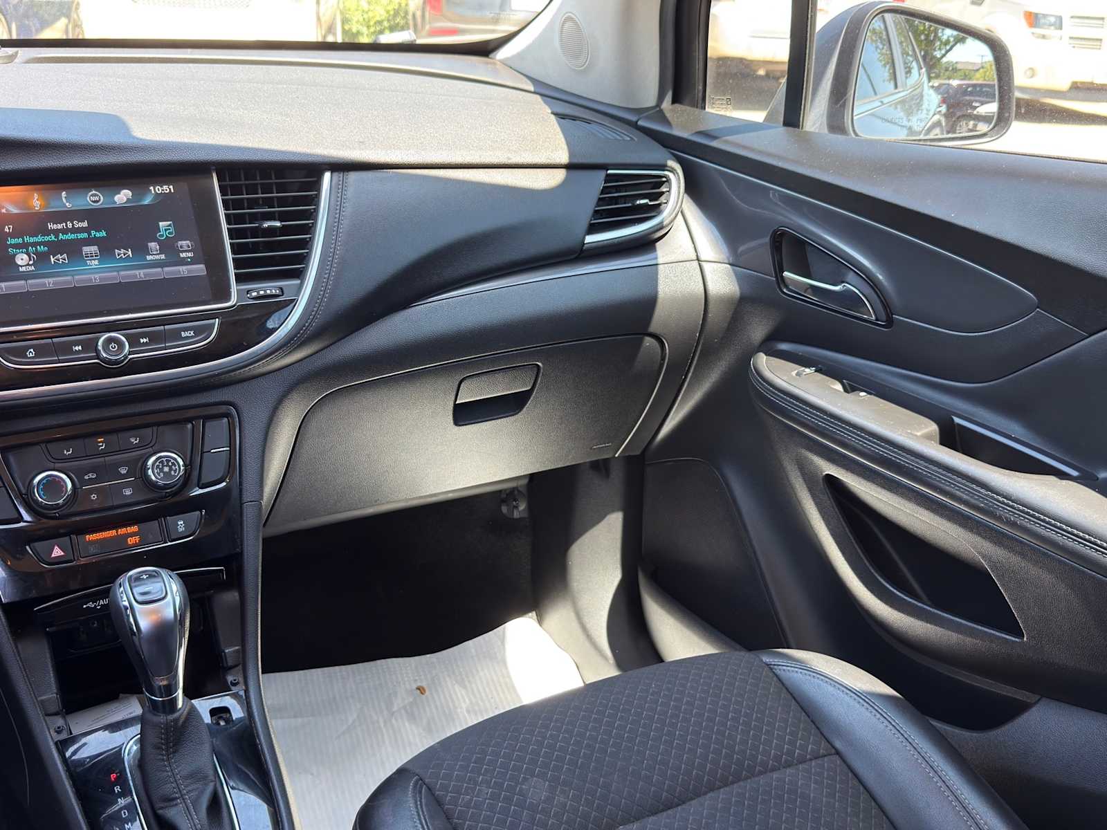 Thumbnail: 2020 Buick Encore - 23