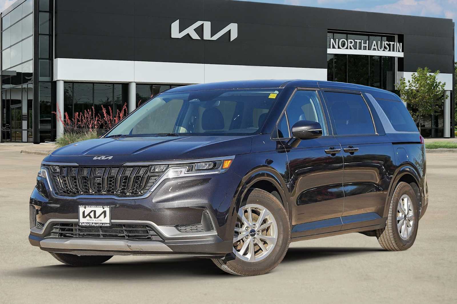 2024 Kia Carnival LX -
                  Austin, TX